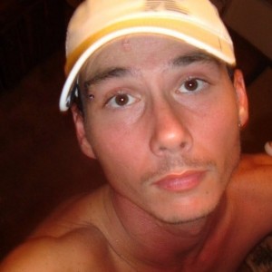 Guys taking selfshit pics to share with their boyfriends